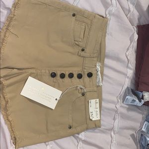 super cute mustard shorts